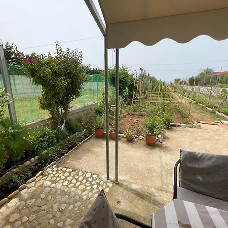 Small Private House In Livadhi * Himarë